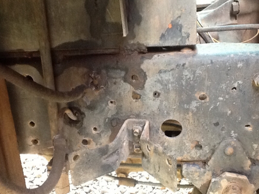 ขายครับNKR. 57L เครื่อง4BD1. 115HP เครื่องดีแคชชีแดงคอด้านซ้ายตามรูปสภาพพร้อมใช้งาน ขายครับNKR. 57L เครื่อง4BD1. 115HP เครื่องดีแคชชีแดงคอด้านซ้ายตามรูปสภาพพร้อมใช้งาน