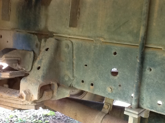 ขายครับNKR. 57L เครื่อง4BD1. 115HP เครื่องดีแคชชีแดงคอด้านซ้ายตามรูปสภาพพร้อมใช้งาน