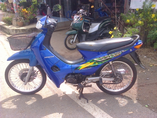 ขาย เวฟ  110   มีทะเบียน  ราคา 9500