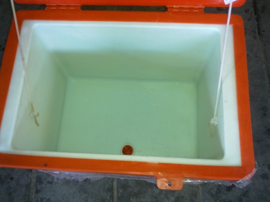 ขายถังแช่น้ำแข็ง100 L