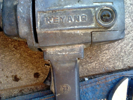 สว่านรอบช้า 6 หุนขนาด 6  หุนของคียังครับเดิมๆเสียงนิ่มครับราคานี้คุ้มมากครับ