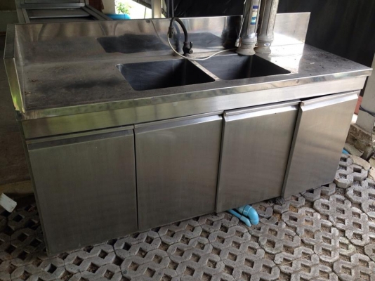 ซิ้งล้างจาน ใหญ่มากขาย 12,000 บาท ยาว 1.80 ม.