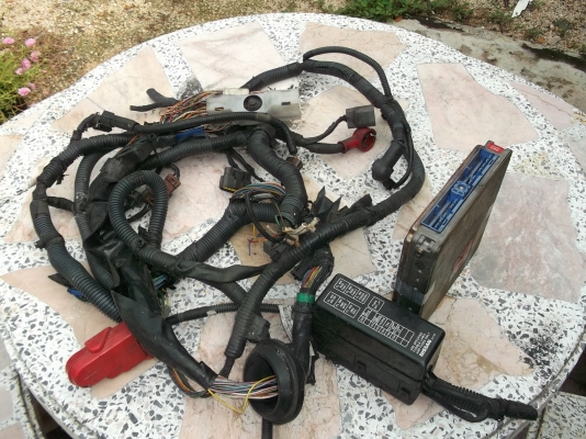 ขาย กล่องECU SR20 ไม่โบ 2500 พร้อส่ง ขาย กล่องECU SR20 ไม่โบ 2500 พร้อส่ง