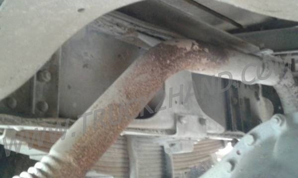 HINO 6 ล้อ FF  พื้นเรียบ  6 สูบ เครื่อง 195 แรงม้า สภาพพร้อมใช้