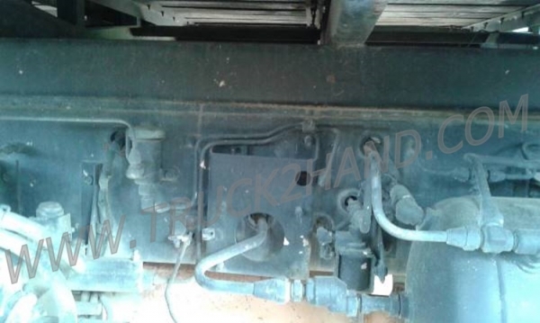 HINO 6 ล้อ FF  พื้นเรียบ  6 สูบ เครื่อง 195 แรงม้า สภาพพร้อมใช้