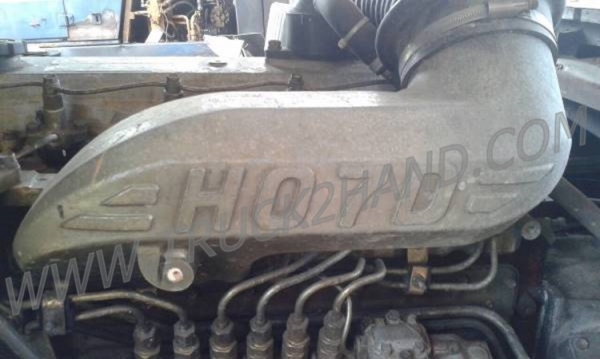 HINO 6 ล้อ FF  พื้นเรียบ  6 สูบ เครื่อง 195 แรงม้า สภาพพร้อมใช้