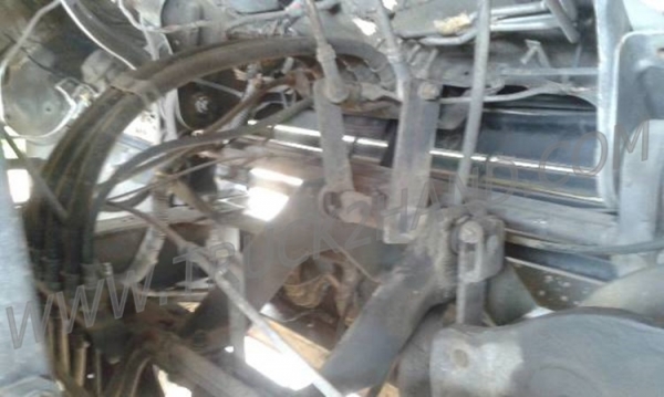 HINO 6 ล้อ FF  พื้นเรียบ  6 สูบ เครื่อง 195 แรงม้า สภาพพร้อมใช้