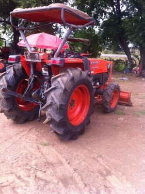 ขาย kubota L4508 Di พร้อมใบดันหน้าตราช้าง ยางหน้าใหม่ เล่มทะเบียน ขาย kubota L4508 Di พร้อมใบดันหน้าตราช้าง ยางหน้าใหม่ เล่มทะเบียน
