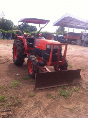 ขาย kubota L4508 Di พร้อมใบดันหน้าตราช้าง ยางหน้าใหม่ เล่มทะเบียน