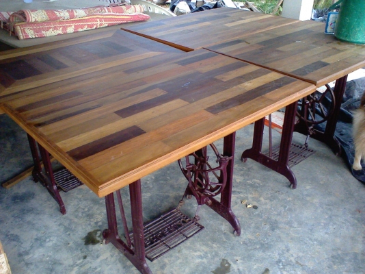 โต๊ะขาจักร