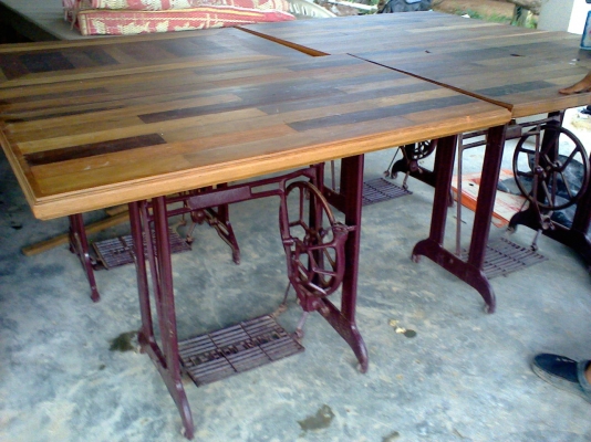 โต๊ะขาจักร