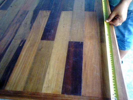 โต๊ะขาจักร