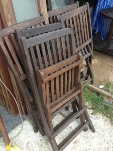 ชุดเก้าอี้ไม้สัก