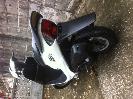 ขายhonda dio ZXสวยๆเพิ่งทำสีใหม่ เครื่องเดิมๆพร้อมใช้ ขายhonda dio ZXสวยๆเพิ่งทำสีใหม่ เครื่องเดิมๆพร้อมใช้