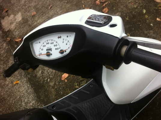 ขายhonda dio ZXสวยๆเพิ่งทำสีใหม่ เครื่องเดิมๆพร้อมใช้ ขายhonda dio ZXสวยๆเพิ่งทำสีใหม่ เครื่องเดิมๆพร้อมใช้