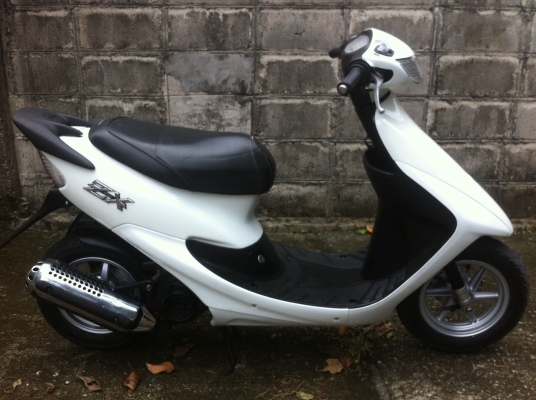 ขายhonda dio ZXสวยๆเพิ่งทำสีใหม่ เครื่องเดิมๆพร้อมใช้ ขายhonda dio ZXสวยๆเพิ่งทำสีใหม่ เครื่องเดิมๆพร้อมใช้