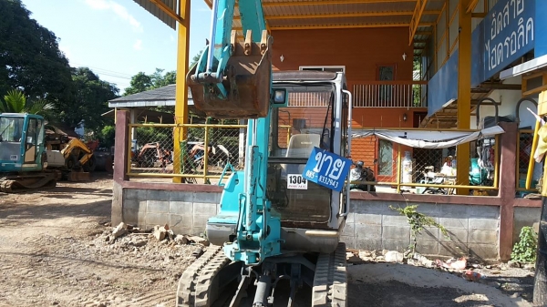 ขายรถขุดแบ็คโฮ. KOBELCO. sk030 {มี VDO ระบบการทำงานให้ชมครับ} รถเก่านอก สภาพพร้อมใช้ มีเอกสารแจ้งจำหน่าย