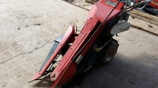 รถเกี่ยวข้าวเดินตามแบบมัดข้าวในตัว  HONDA เก่าญี่ปุ่น สภาพดี เครื่องพร้อมใช้งาน