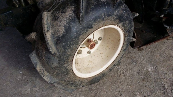 รถเกี่ยวข้าวเดินตามแบบมัดข้าวในตัว  HONDA เก่าญี่ปุ่น สภาพดี เครื่องพร้อมใช้งาน