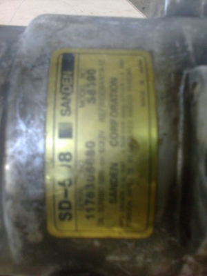 คอมแอร์รถตู้โตโต้า