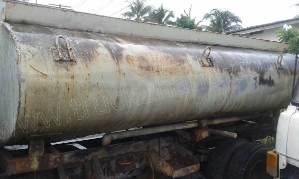 รถบรรทุกน้ำ ISUZU