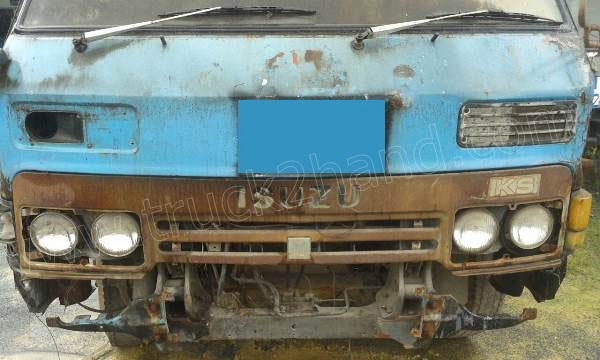 รถบรรทุกน้ำ ISUZU