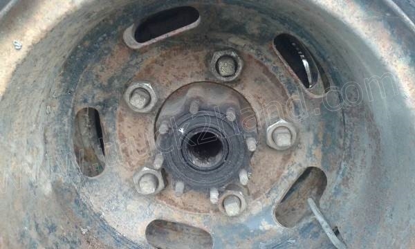 รถบรรทุกน้ำ ISUZU