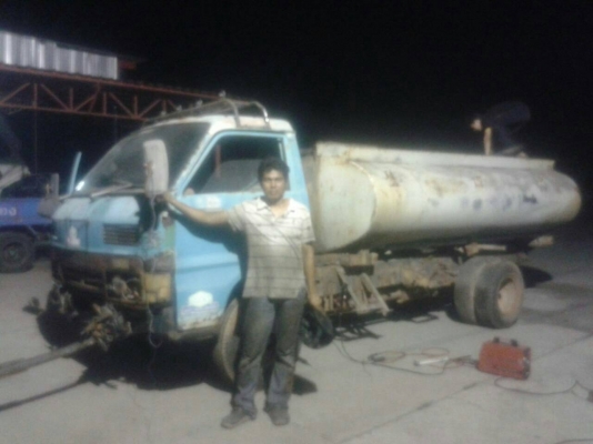 รถบรรทุกน้ำ ISUZU