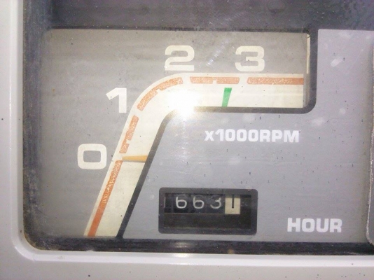 รถเกี่ยวข้าว คูโบต้า DC60