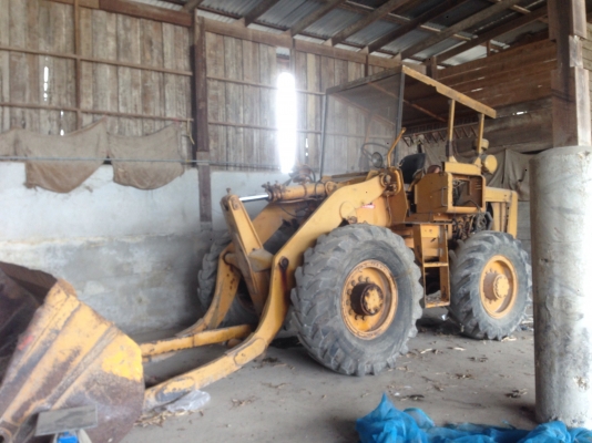 ขายรถตักล้อยาง ขายรถตักล้อยาง