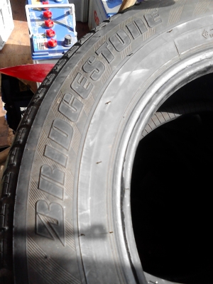 185/65R14 BRIDGESTONE TAXI PREMIUM  มีชุด 4 เส้น  TEL.081-427-3941