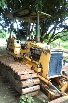 รถแบคโฮ KOMATSU รุ่น 6  พร้อมใช้งาน