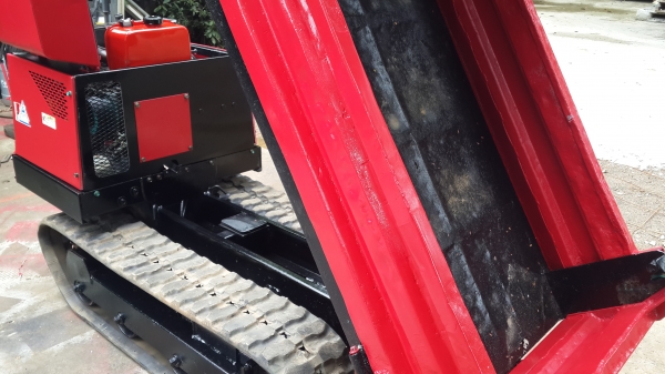 รถบรรทุกการเกษตรและก่อสร้าง ยกดั้มด้วยไฮดรอลิค ดีเชล