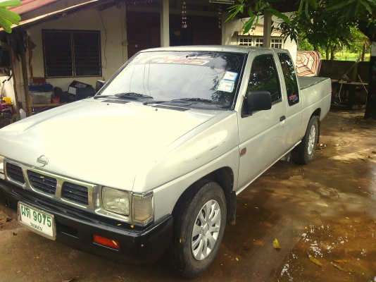 ขายนิสสันบิ๊กเอ็มแคป เครื่อง2.5 ปี38 พวงลัยเพาเวอร์ สีสวย แอร์เย็น ภาษีไม่ขาด