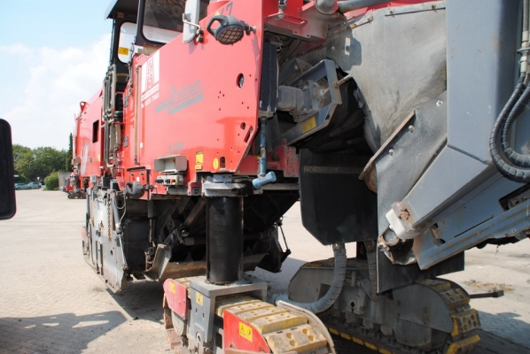 WIRTGEN W2200 Y2007 WIRTGEN W2200 Y2007