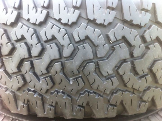 ขายยาง BF Goodrich All-terrain 275 65 r18 + TE37 18x9-0 สวยๆ ขายยาง BF Goodrich All-terrain 275 65 r18 + TE37 18x9-0 สวยๆ