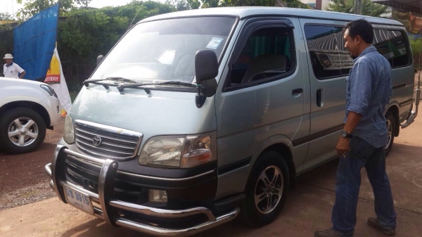 ขายรถตู้