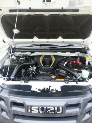 รถต่อตู้เย็น. รถต่อตู้เย็น.