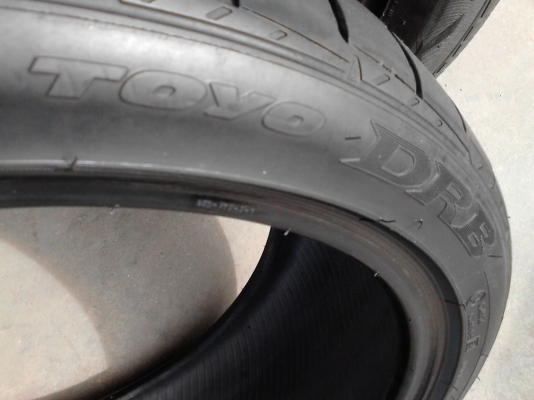 245/35R20 TOYO DRB ( MADE IN JAPAN ) สวยๆ ไม่มีปะ ปี 2012  มี 1 เส้น TEL.081-427-3941