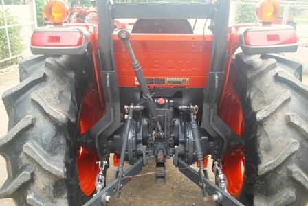 ขายรถไถ Kubota L 4708 (4WD) พร้อมดันหน้าและโรตารี1.8ตราช้าง เครื่องแน่นๆ
