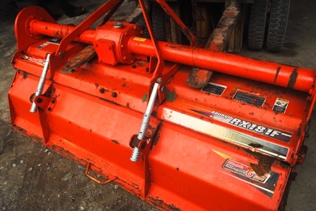 ขายรถไถ Kubota L 4508 DI (4WD) พร้อมดันหน้าช้างและโรตารี1.8 เครื่องแน่นๆรถไร่ สีเดิม สีเดิมครับ