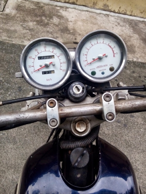 โอ บางนา ขาย sr400 ปี95 เอกสารอินวอย ราคาเบาๆ 47000 บาท โอ บางนา ขาย sr400 ปี95 เอกสารอินวอย ราคาเบาๆ 47000 บาท