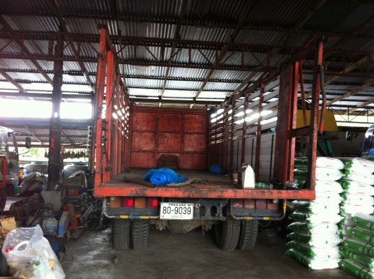 ขาย ISUZU 2 เพลา ( ไม่ดั๊ม ) เครื่อง 6WA1 ( 360 แรง ) กระบะเนียม คัสซีใหญ่