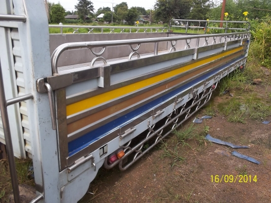 ขายกระบะแสตนเลส  ถอดจาก10ล้ออิซูสุรอกกี้