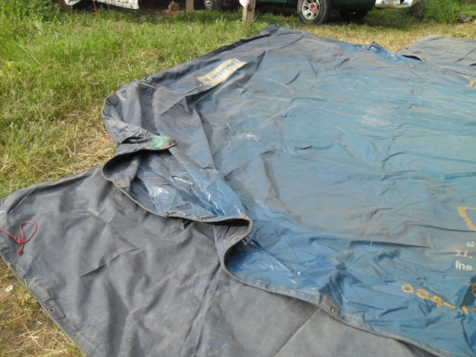 ขายผ้าใบ 2 ผืน ราคา7500 คับ ราคาลดได้นิดหน่อย ขายผ้าใบ 2 ผืน ราคา7500 คับ ราคาลดได้นิดหน่อย