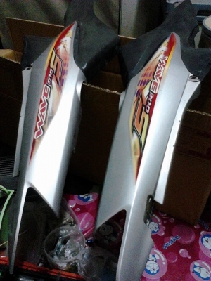 ชุดสี ,ถังน้ำมันเวฟ 100s u box , ท่อเวฟ