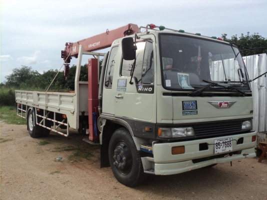 ขายรถบรรทุกติดเครน3ton