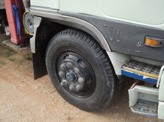 ขายรถบรรทุกติดเครน3ton