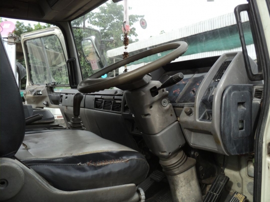 ขายรถบรรทุกติดเครน3ton