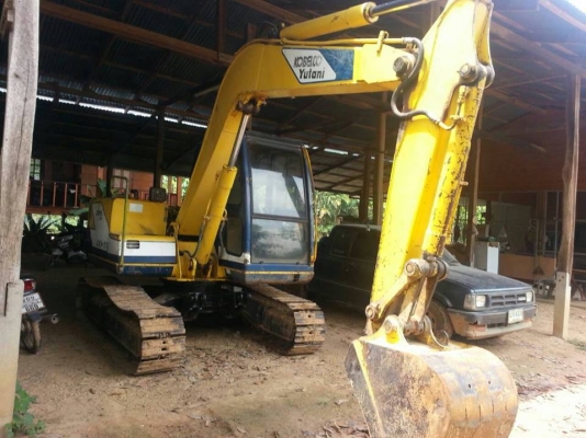 ***ขายแล้วครับขอบคุณ Truck2hand ขายแบคโฮสวยๆ ยอดนิยม KOBELCO MARK3 SK60 ไฟฟ้าครบ เครื่องเดิมปั้มเดิม เครื่องแน่น แรง ไม่เยิ้ม ปั้มเดิมๆแห้งดี แรง ทำงานดี ไม่โหลด บูมอาร์มสวยไม่ปะไม่ร้าว บุ้งกี๋ดี หนา ไม่ผุ เอวดี แน่นดี ไม่แตกไม่ร้าว ช่วงล่าง70-80\% โซ่ดี แ